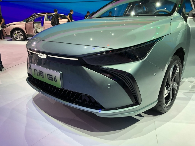 2022成都车展 吉利几何G6/M6正式开启预售