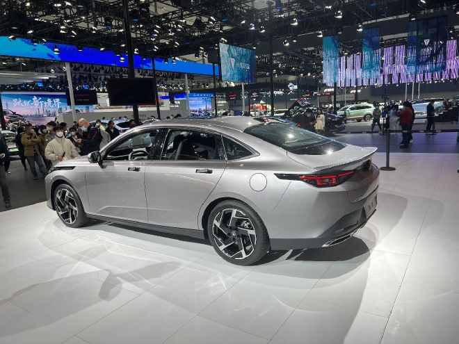 2022广州车展：全新车型长安逸达亮相