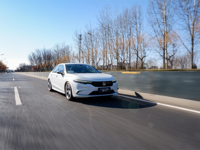 恰到好处的动感与年轻 试驾广汽本田型格HATCHBACK