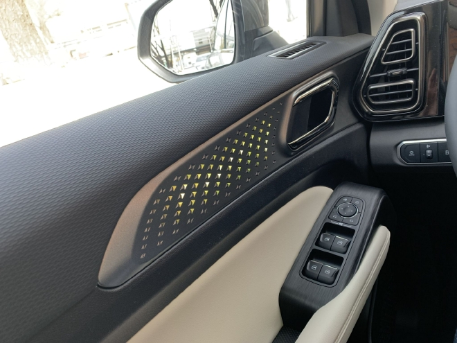 哈弗枭龙静态体验 年轻家庭的选择