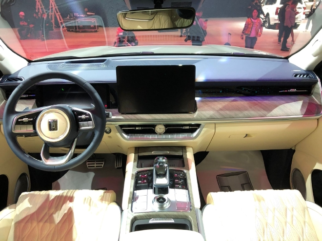 2023上海车展探馆：坦克400、500 Hi4-T亮相