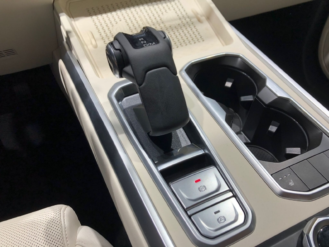 2023上海车展探馆：坦克400、500 Hi4-T亮相