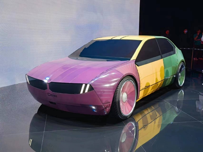 2023宝马之夜：i7 M70L与iX1等正式发布