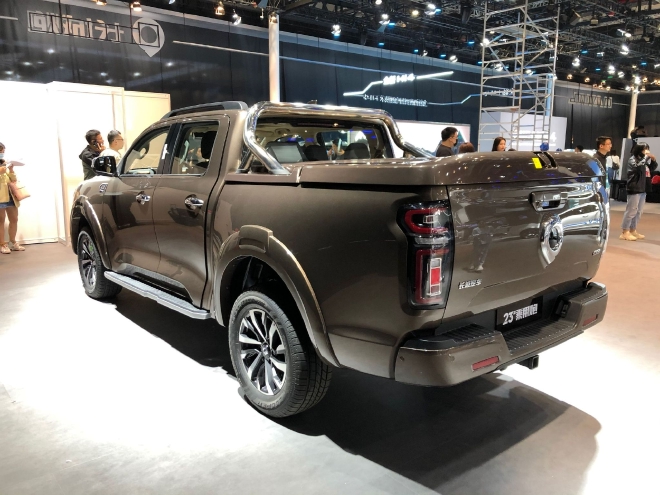 2023上海车展：长城炮6x6超级越野平台全球首秀