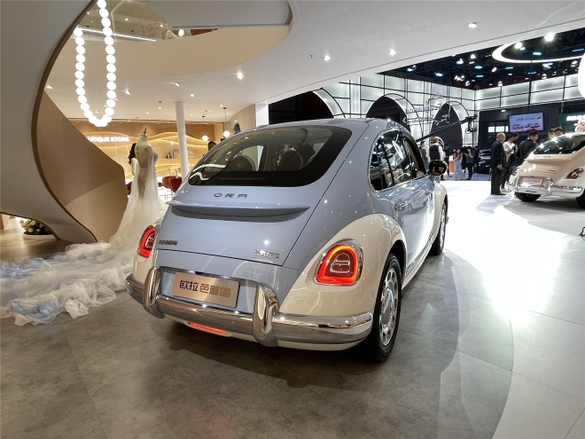 2023上海车展：2023款欧拉芭蕾猫售价14.98万起