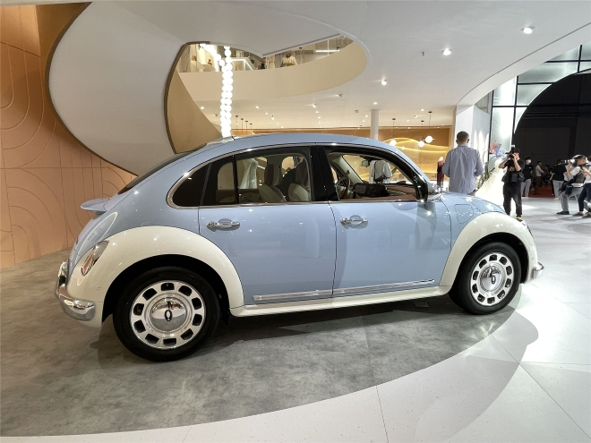 2023上海车展：2023款欧拉芭蕾猫售价14.98万起