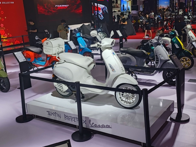 2023北京国际摩托车展：比亚乔集团携豪华车型阵容亮相
