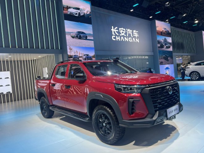 重庆车展亮相-长安览拓者探索版