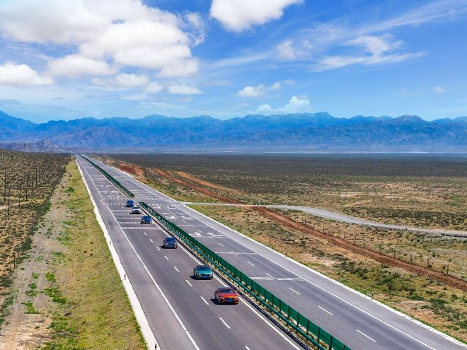 非凡之旅探索奢华 宾利全系试驾体验