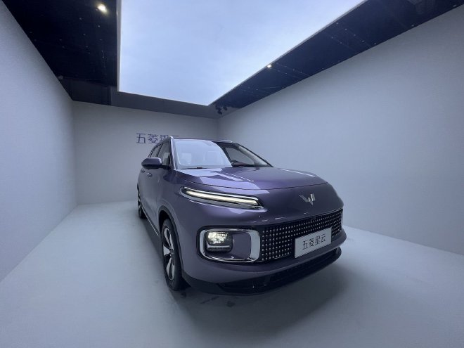 争当燃油模范生 静态体验五菱星云