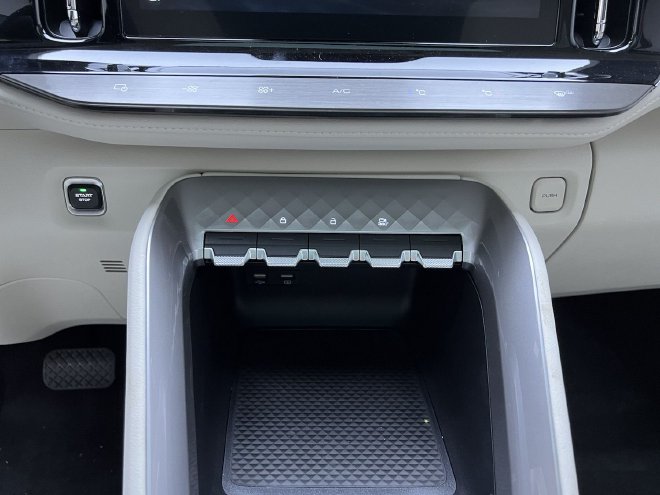 争当燃油模范生 静态体验五菱星云