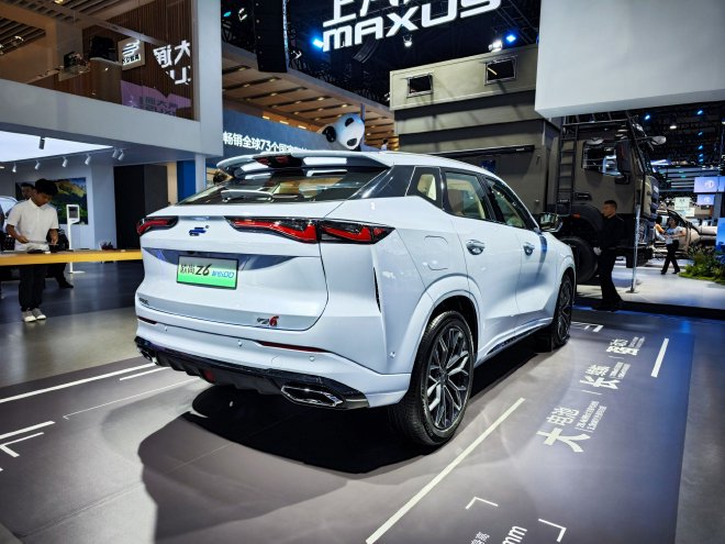 2023成都车展：长安欧尚Z6智电iDD亮相