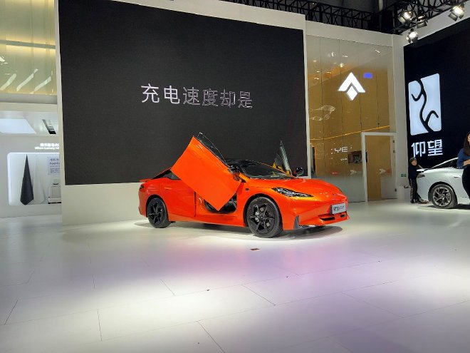 2023成都车展：昊铂GT/昊铂SSR双车亮相