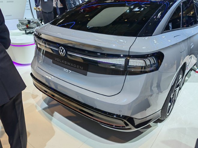 2023慕尼黑车展：大众ID.7亮相