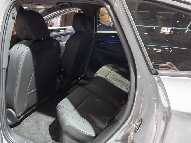 2023慕尼黑车展：大众ID.7亮相