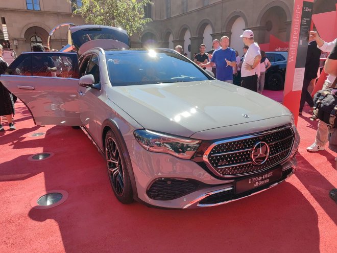 2023慕尼黑车展：奔驰E级全地形旅行车亮相