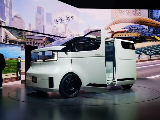 2023日本移动出行展：丰田Kayoibako EV Minivan亮相