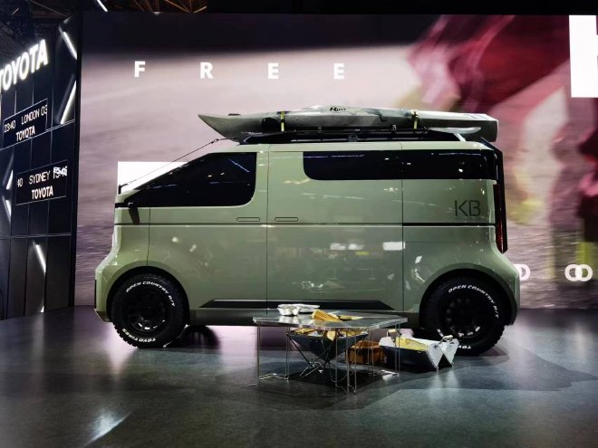 2023日本移动出行展：丰田Kayoibako EV Minivan亮相