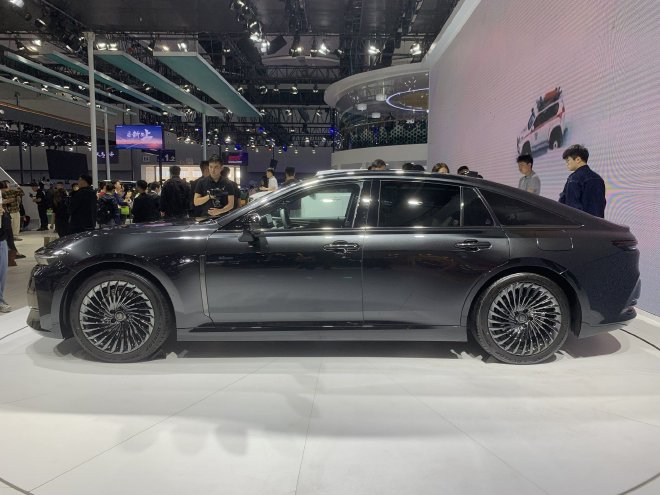 2023广州车展：全新一代国产普拉多/皇冠家族全新车型亮相