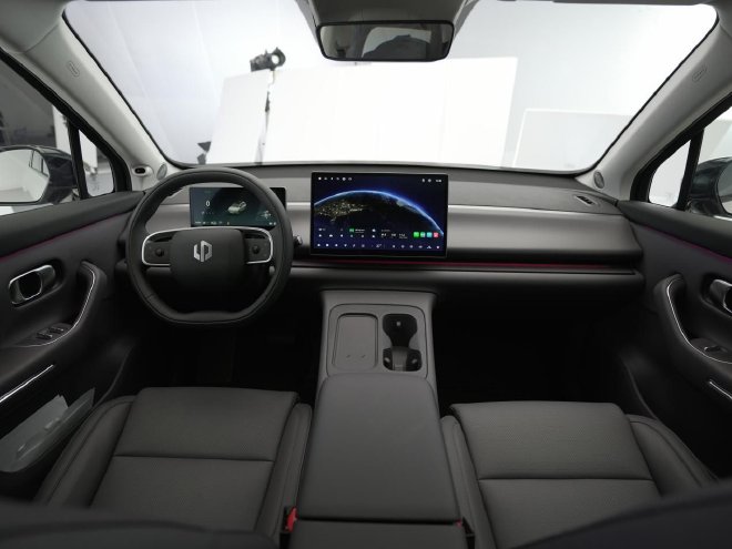 家用市场的一股清流？ 静态体验零跑C10