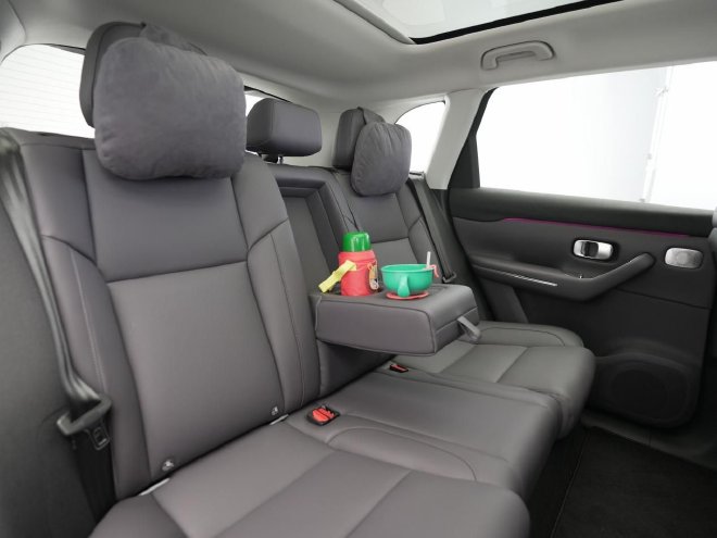 家用市场的一股清流？ 静态体验零跑C10