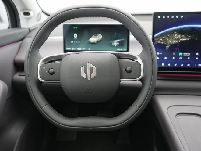 家用市场的一股清流？ 静态体验零跑C10