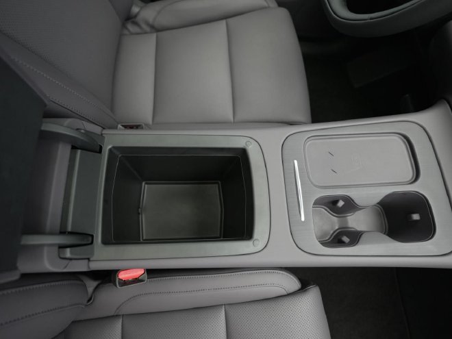 家用市场的一股清流？ 静态体验零跑C10