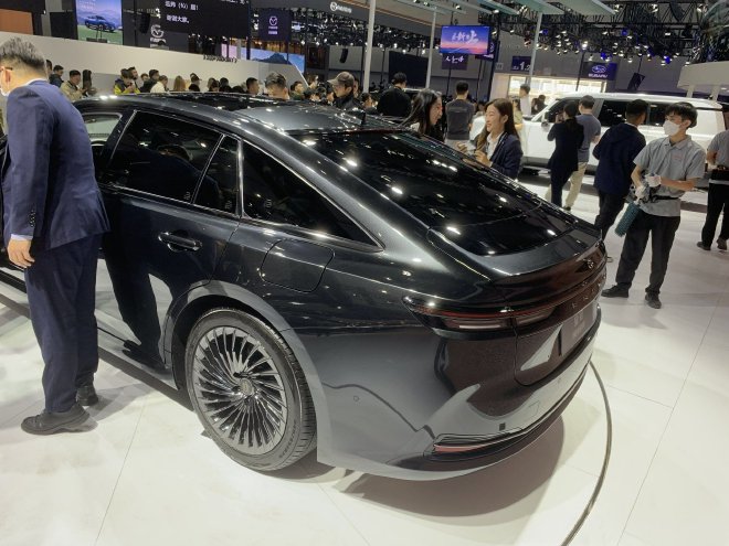 2023广州车展：全新一代国产普拉多/皇冠家族全新车型亮相