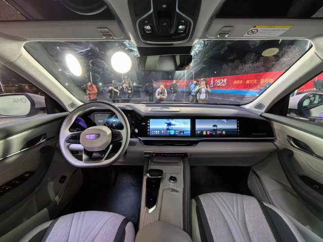 Price starts at 126,700 yuan, Geely China Star Intelligent Dual Engine is launched