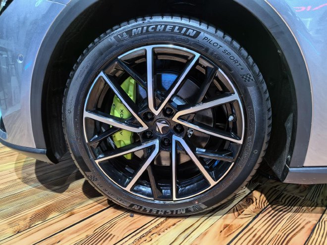 2024北京车展探馆：极狐阿尔法S5