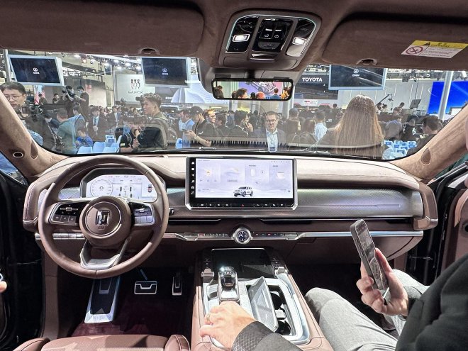 2024北京车展：坦克700Hi4-T亮相