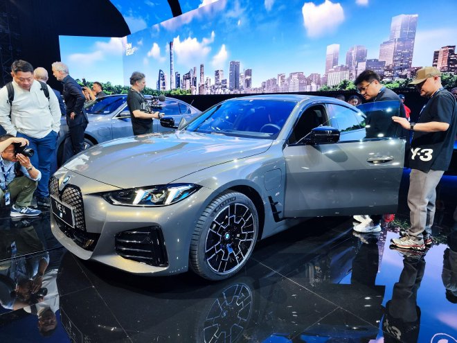 2024北京车展：宝马之夜展示旗下品牌明日风采