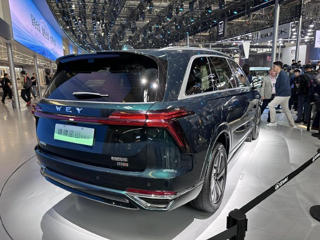 2024北京车展：魏牌蓝山智驾版首发亮相