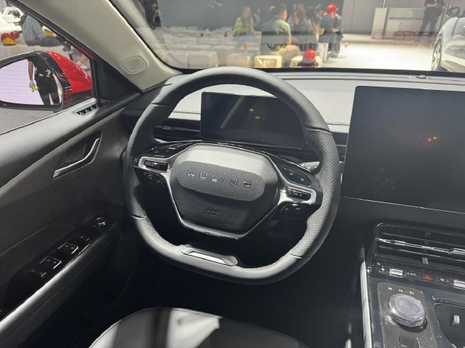 2024北京车展探馆：五菱星光纯电版亮相