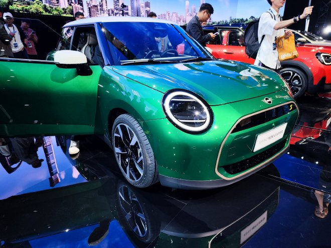 2024北京车展：宝马之夜展示旗下品牌明日风采