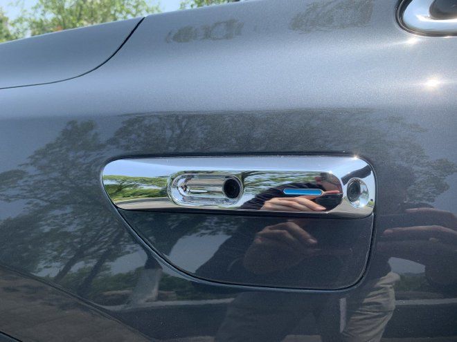 颜值微调/内核升级 试驾问界新M7 Ultra