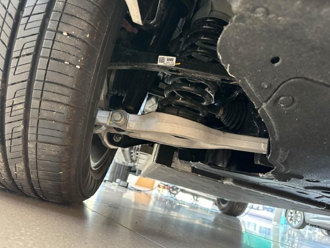 除了长续航还有什么亮点？ 实拍起亚EV5 720长续航版