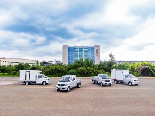 成功汽车产品展示