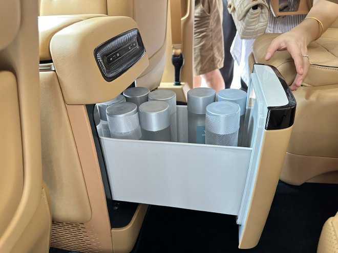 2024成都车展：全新岚图梦想家预售价34.99万元起