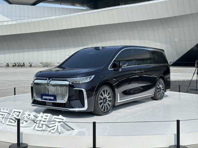 2024成都车展：全新岚图梦想家预售价34.99万元起