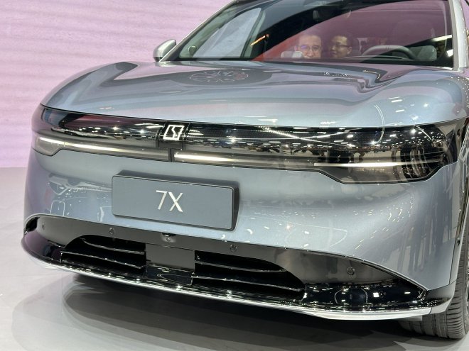 2024成都车展：极氪7X正式亮相并开启预售