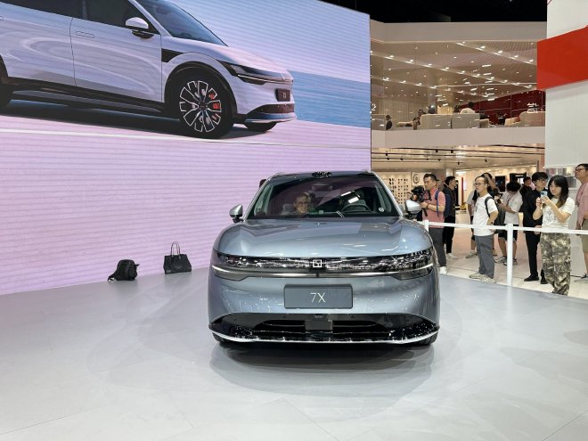 2024成都车展：极氪7X正式亮相并开启预售