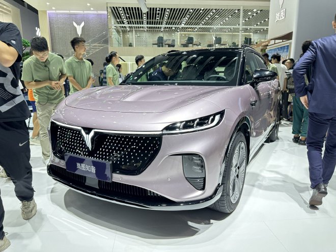 2024成都车展：岚图知音预售20.99万元起