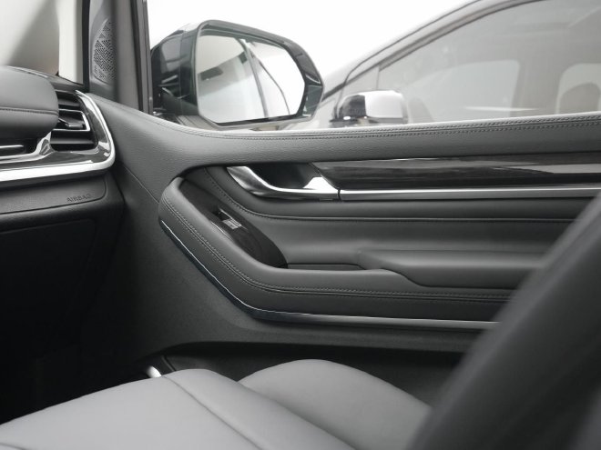 确有MAX的实力 静态体验上汽大通G10 MAX