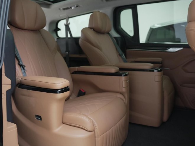 确有MAX的实力 静态体验上汽大通G10 MAX