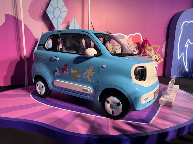 奔腾小马长续航版上市 售价3.69-3.99万元