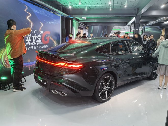 售价12.59-17.89万元 MG7 2025款正式上市