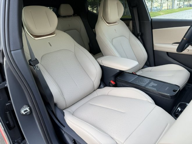 试驾领克Z20 一辆合格的“玩具”车？