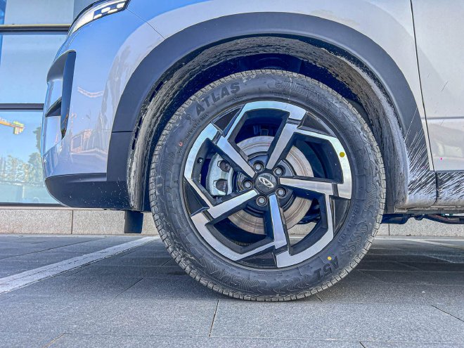 底盘支撑到位 多路况体验全新瑞虎7高能版