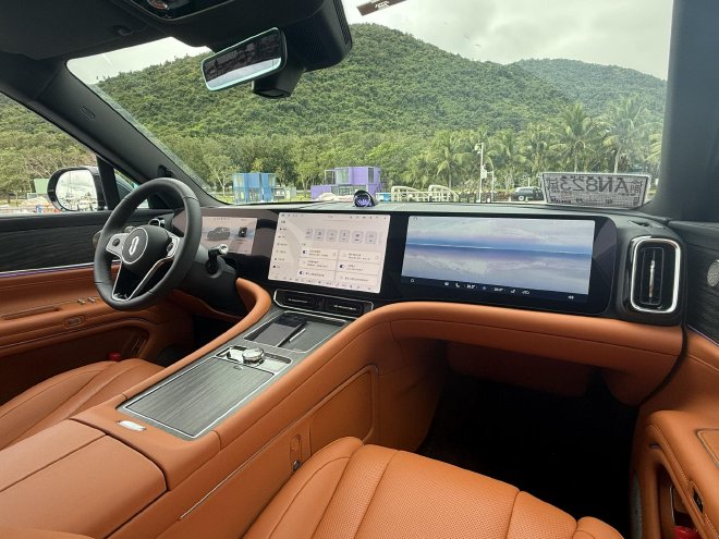 进化到最强状态 试驾2025款问界M9